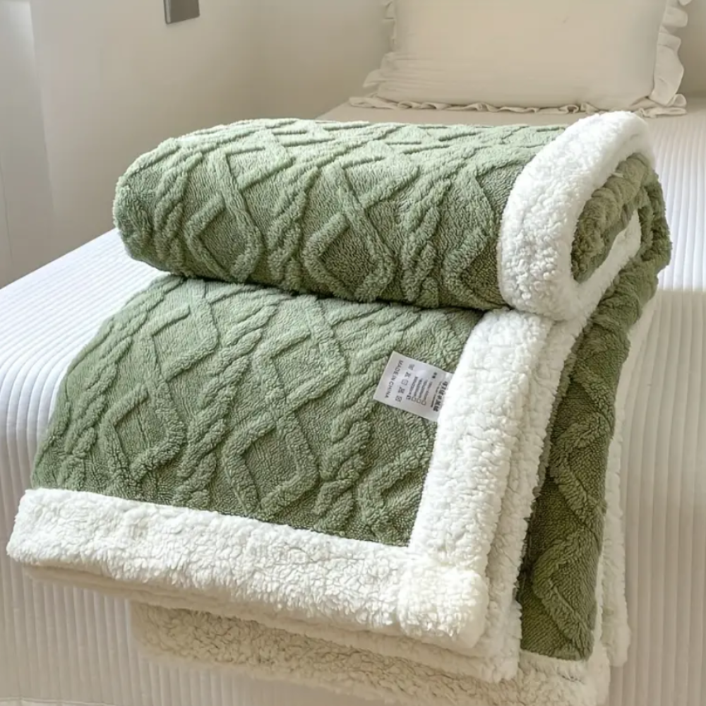 Cosy Aussie Sherpa Throw blanket