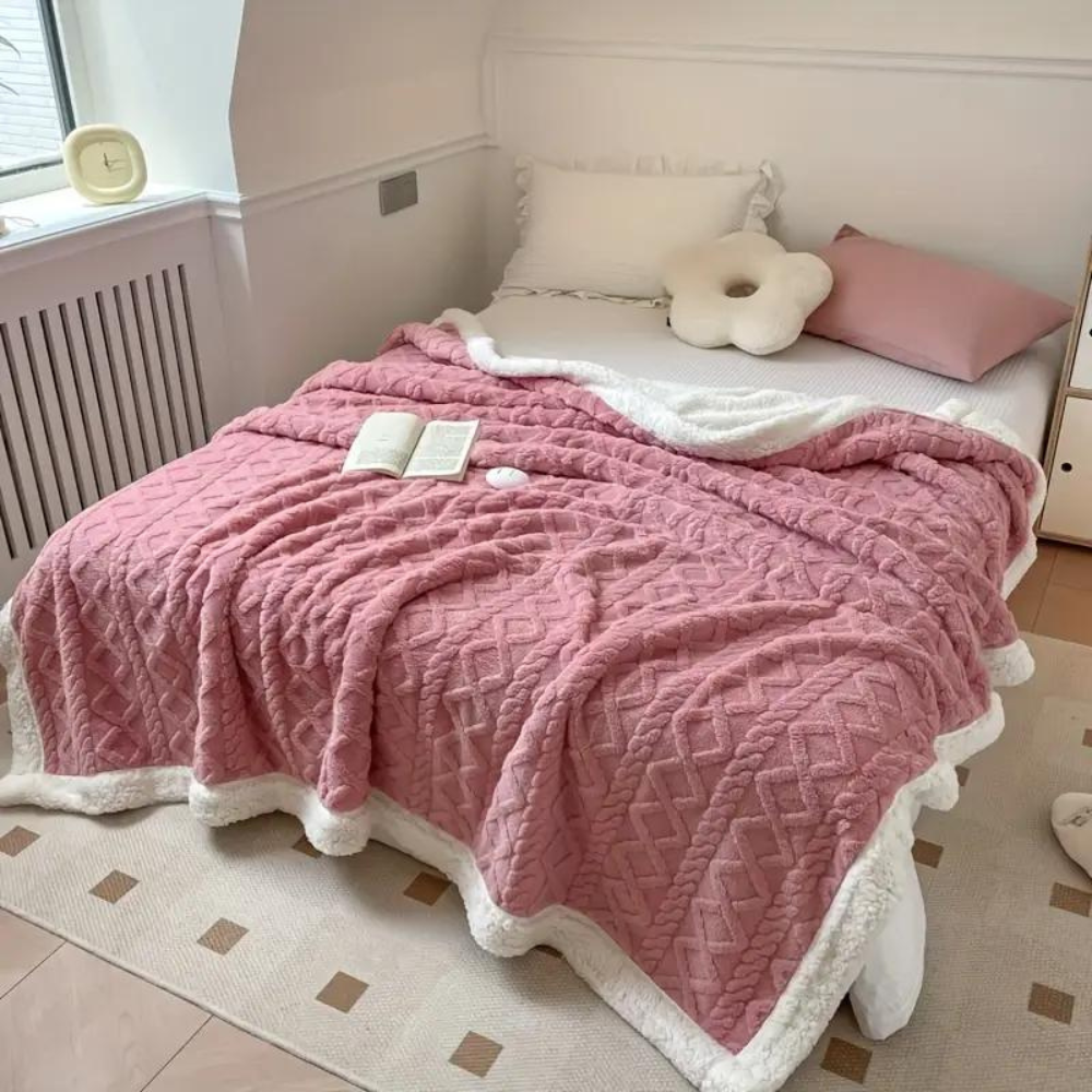 Cosy Aussie Sherpa Throw blanket