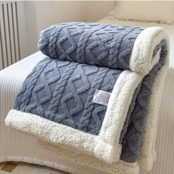 Cosy Aussie Sherpa Throw blanket